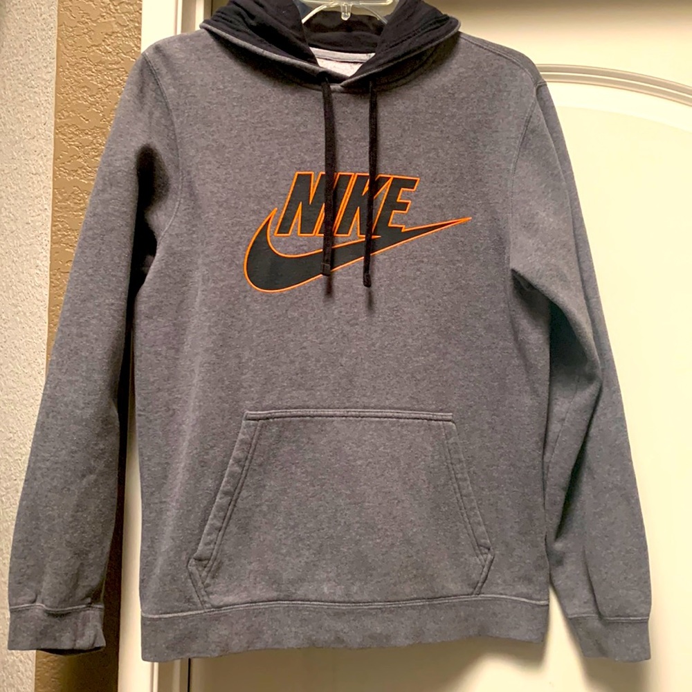 Nike Men’s Pullover Hoodie
